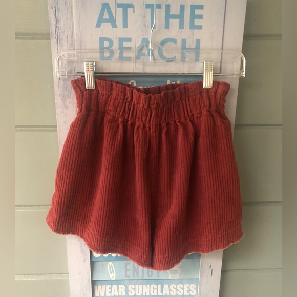 VICI Etophe studio paper bag, high waisted corduroy shorts w/pockets small. - Picture 4 of 15